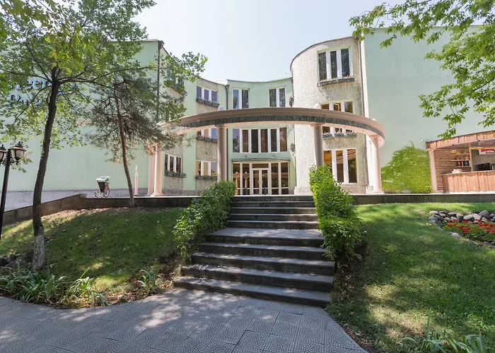 Green Palace Hotel