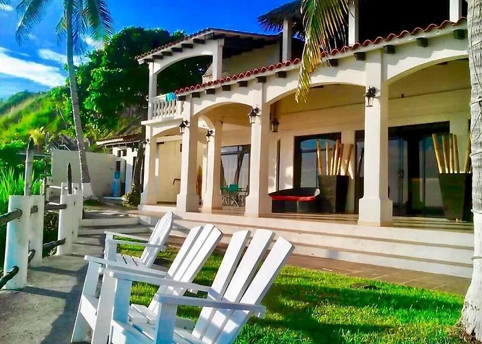 Vista Las Olas Surf Resort
