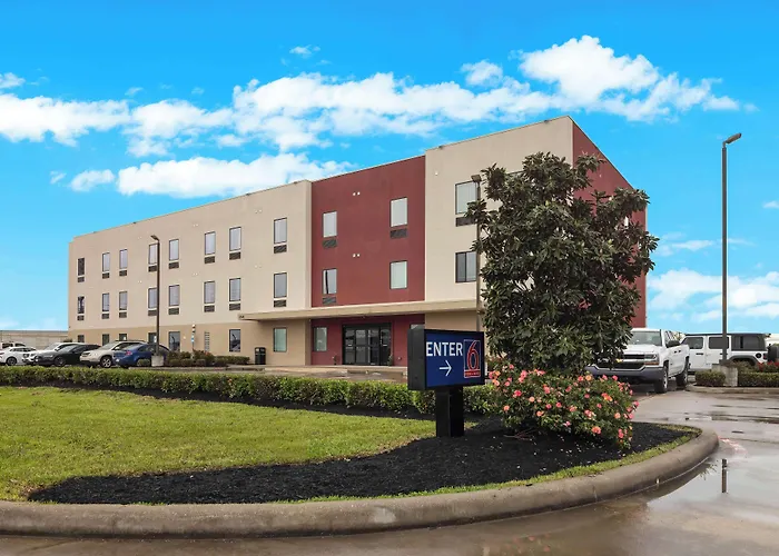 Motel 6 Texas City I-45