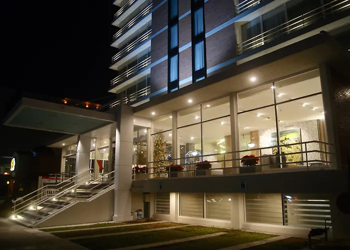 Hotel Velvet Plaza