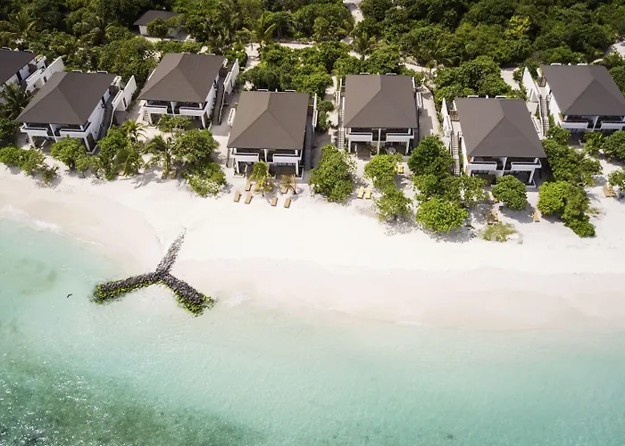 Robinson Noonu Hotel Orivaru