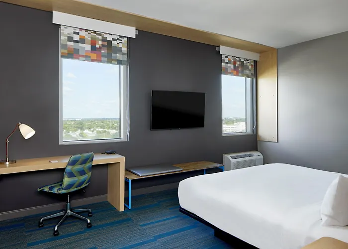 Aloft By Marriott Miami Aventura Hotel