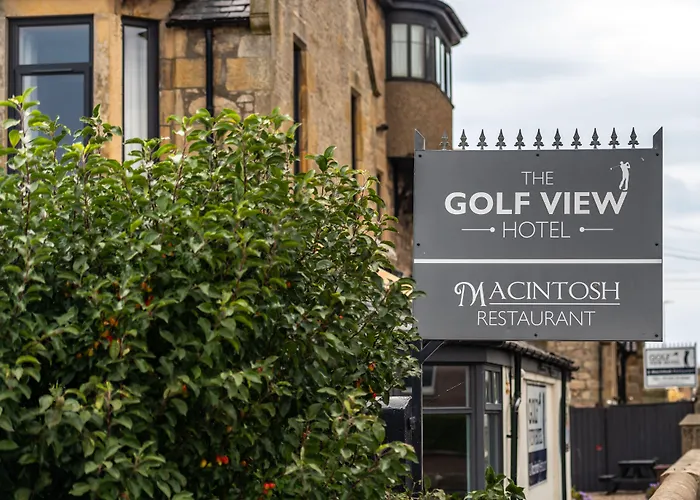Golf View Hotel & Macintosh Restaurant