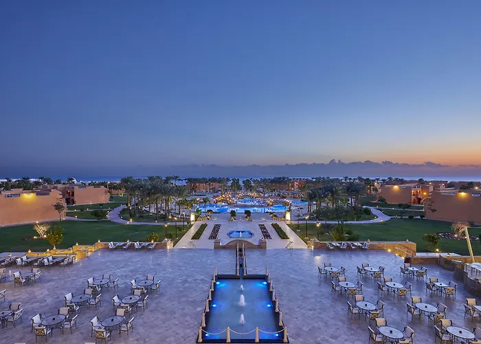 Hotel Jaz Grand Marsa Baia di Coraya