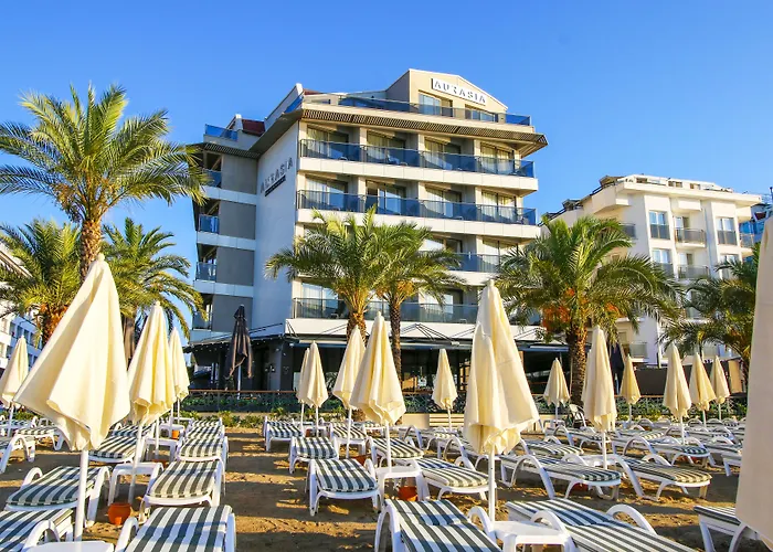 Aurasia Beach Hotel