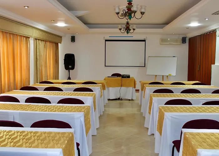 Hotel Plaza Versalles Cali