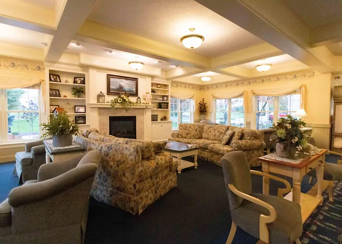 Essenhaus Inn & Conf. Center
