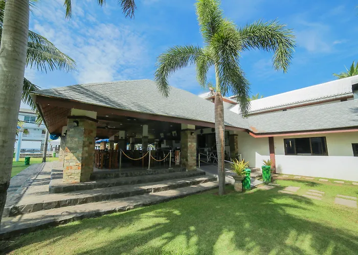 Bataan White Corals Beach Resort Morong 
