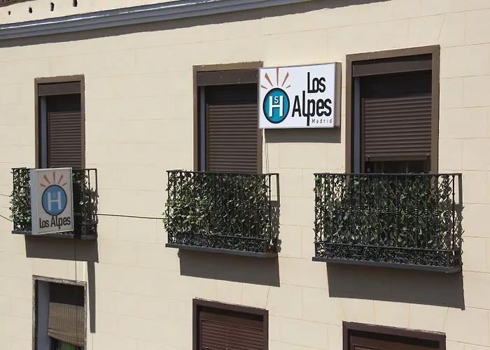 Hostal Los Alpes