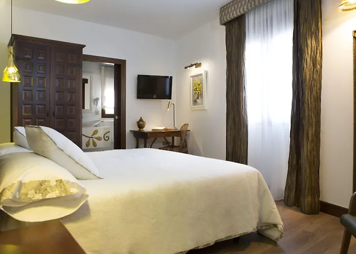 Hotel Hierbaluisa