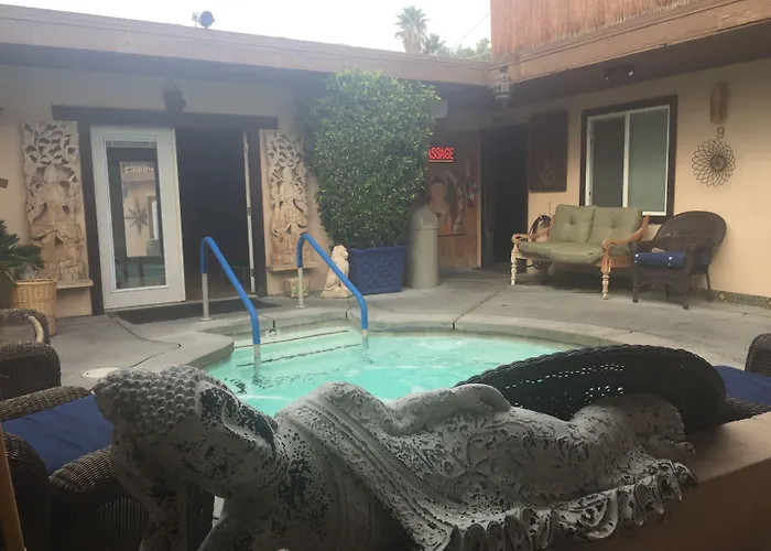 Sea Mountain Nude Resort & Spa Hotel - Adults Only Desert Hot Springs