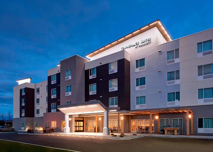 Towneplace Suites By Marriott Grand Rapids Airport