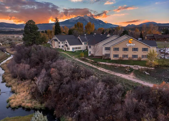 Comfort Inn & Suites Carbondale On The Roaring Fork