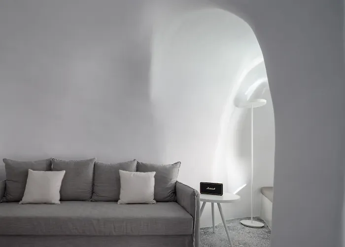 Echoes Luxury Suites (Adults Only)