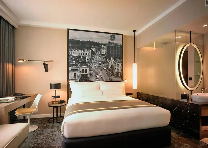 Hotel Stripes Kuala Lumpur, Autograph Collection