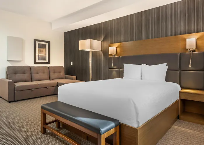 Calgary Hotels With Pool