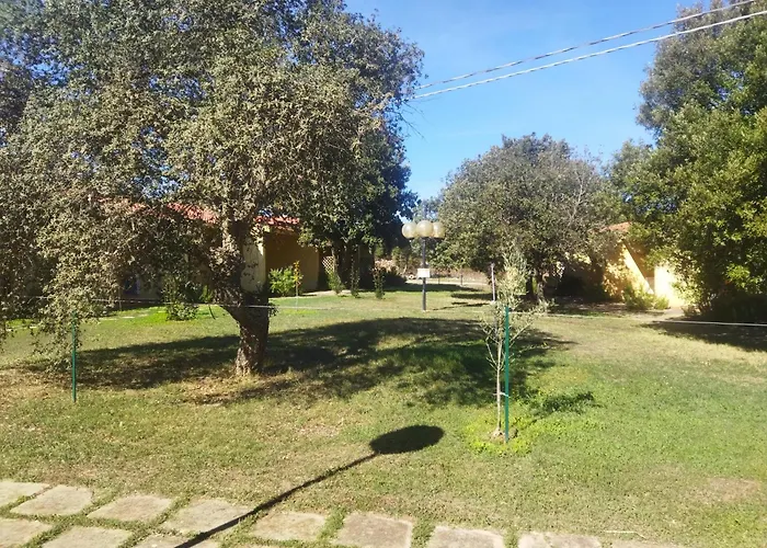 Nuraghe Ruiu Camping & Bungalow