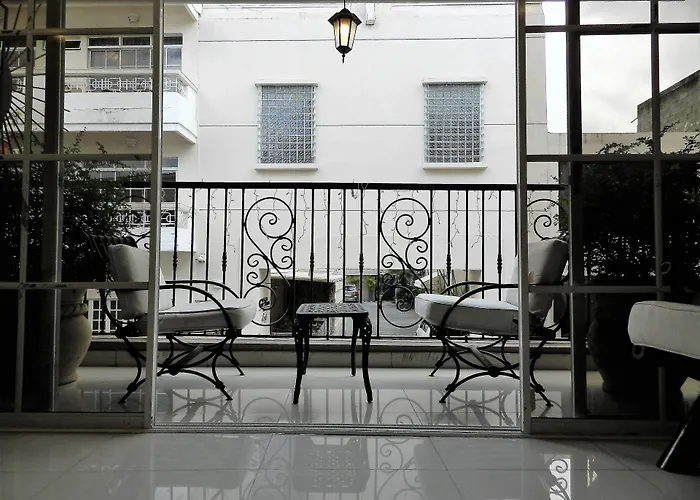 Hotel La Colonia