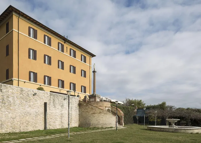 Hotel Sacro Cuore