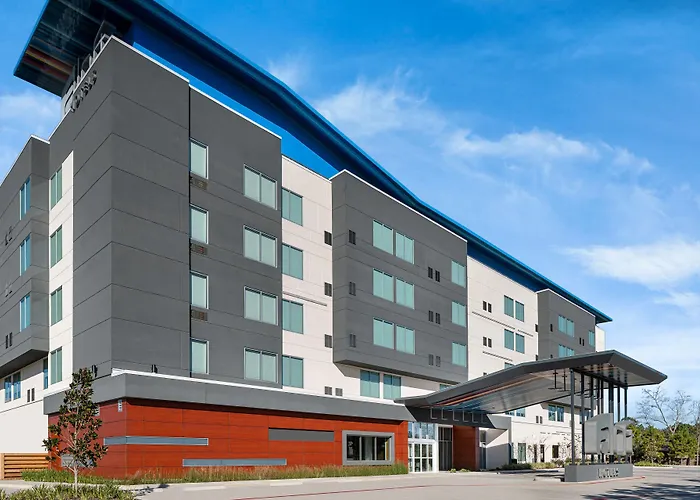 Aloft By Marriott Shenandoah Woodlands Area Hotel