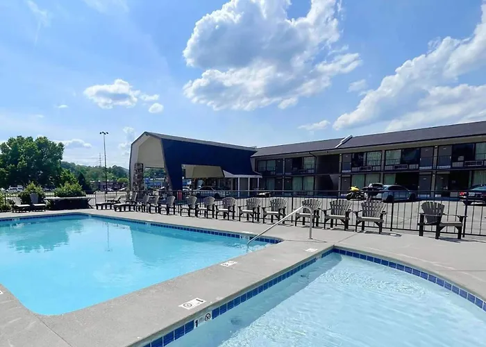 Travelodge By Wyndham Pigeon Forge Dollywood Lane