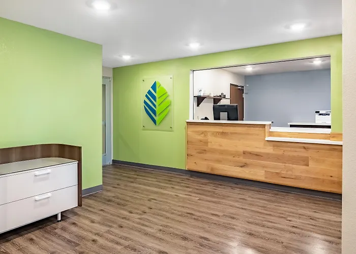 Woodspring Suites Toledo Maumee