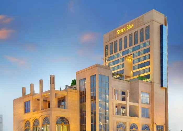 Seven Seas Hotel