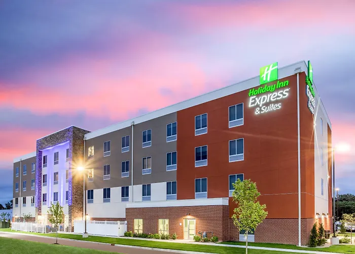 Holiday Inn Express & Suites - Ottawa By Ihg