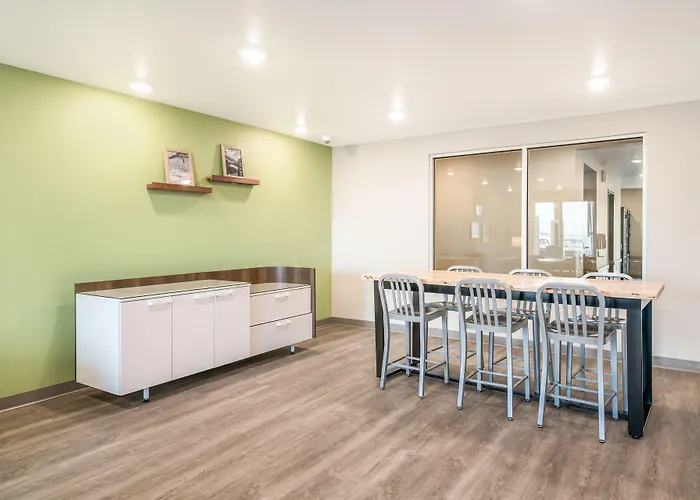 Woodspring Suites Broomfield-Westminster