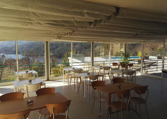 Hotel Lagoa Azul Do Gerês