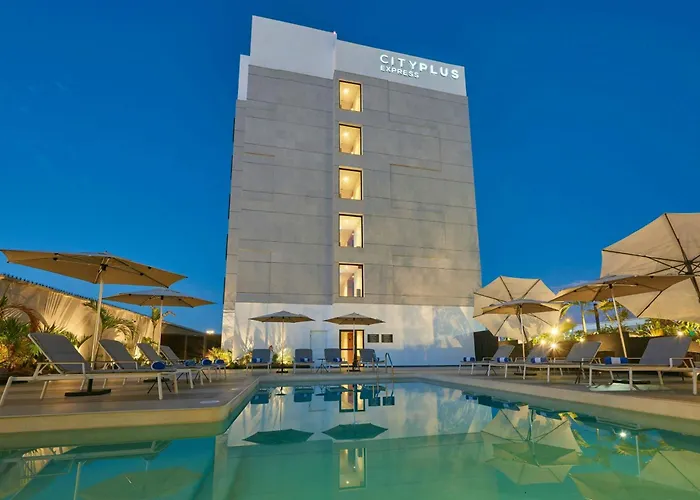 City Express Plus By Marriott Mazatlan