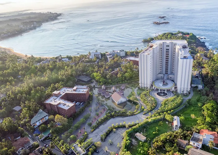 Araliya Beach Resort & Spa Unawatuna- Where You Meet The Sea All Year