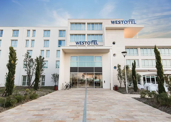 Westotel Tours Val De Loire