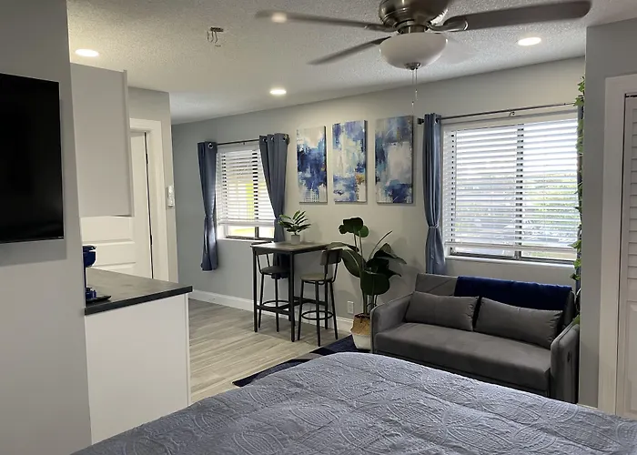 Sunny Palms Inn Lake Worth Beach