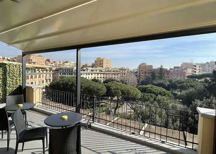 Re Di Roma Rooftop