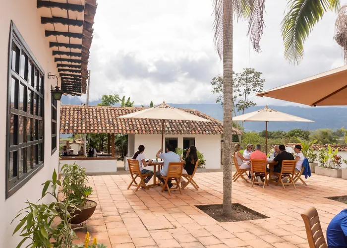 Espectacular Hacienda Colonial! - El Novillero