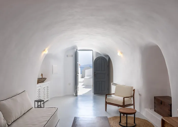 Oia Spirit Boutique Residences