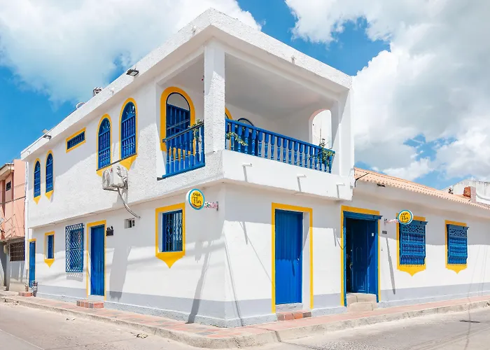 Casa Flor Hostel & Drinks