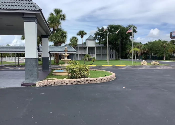 Heritage Park Inn