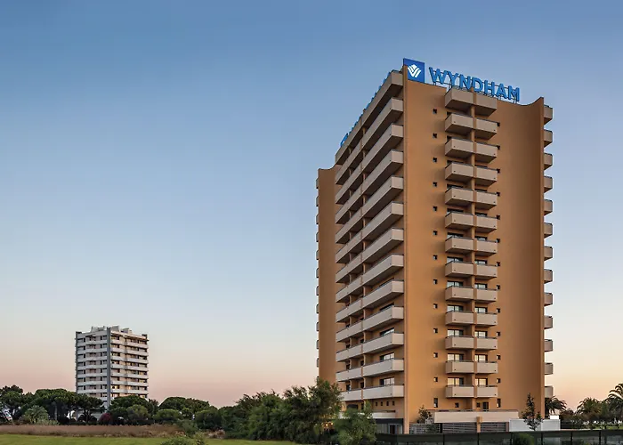 Wyndham Residences Beach (Adults Only)
