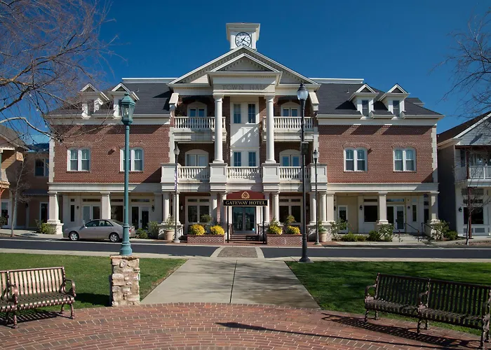 Gateway Hotel, Trademark Collection By Wyndham