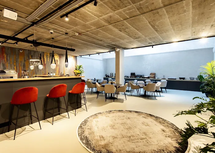 The Amberlyn Suite Hotel