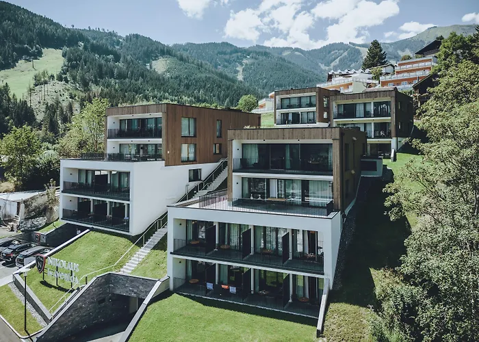 Nikolaus By Avenida Panoramic Wellness Suites