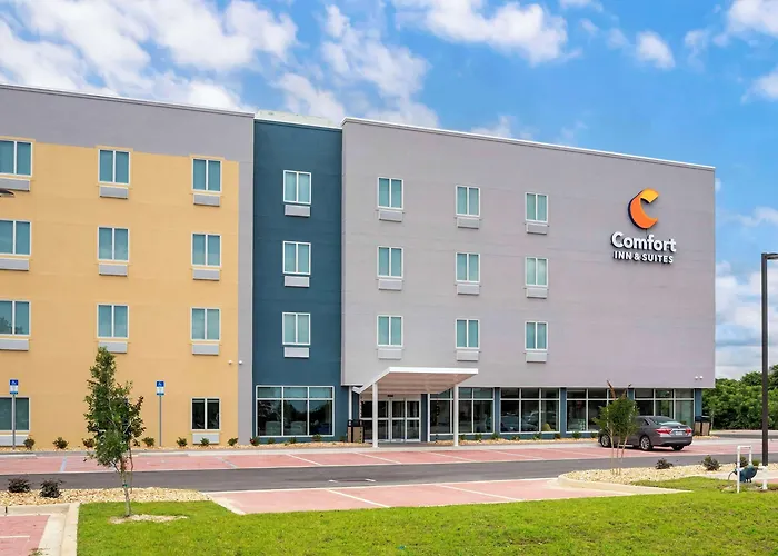 Comfort Inn & Suites Destin Near Henderson Beach