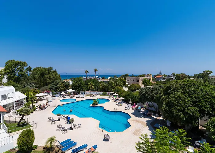 Happy Days Hotel, Adults Only Theológos