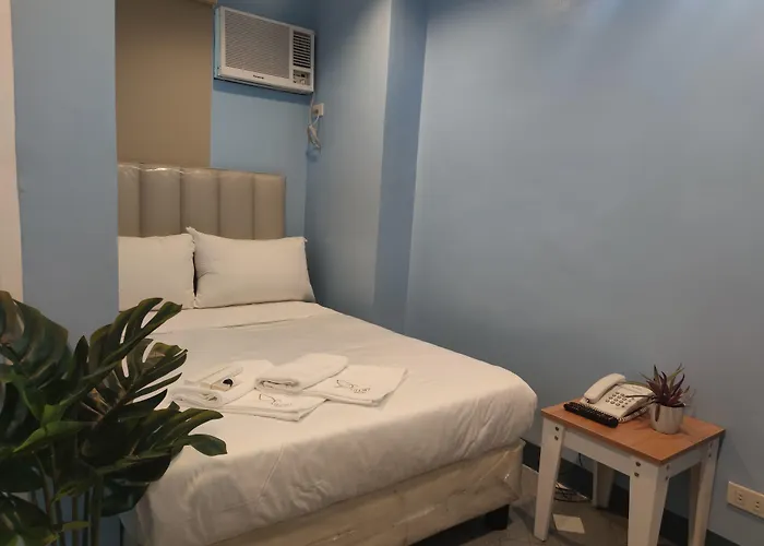 Glory Hotel Cubao