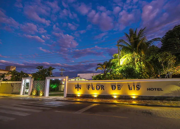 Hotel Flor De Lis