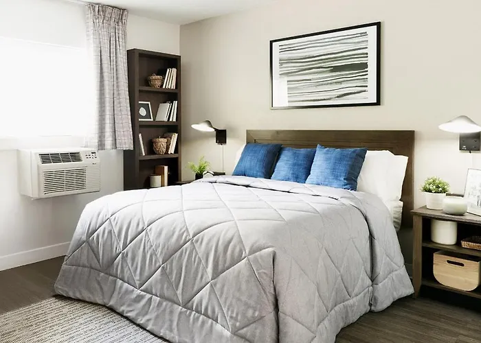 Intown Suites Extended Stay Tampa Fl