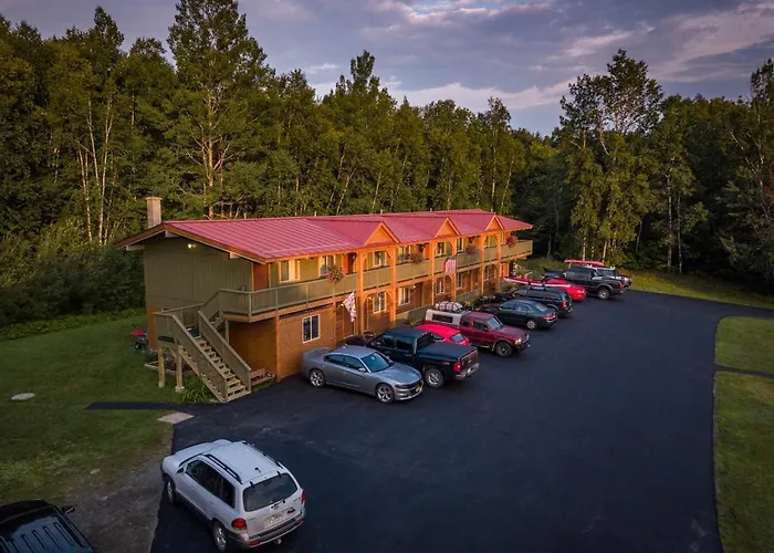 Moose Mountain Inn