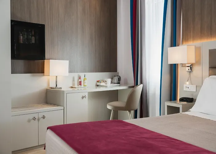 Hotel Titano